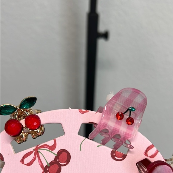 Piper K cherry 🍒 & Watermelon 🍉 Hair Clip Set - Picture 7 of 8